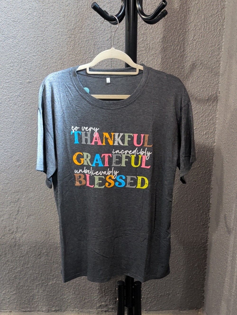 So Very Thankful Multicolor Graphic Tee - Women's Dark Gray